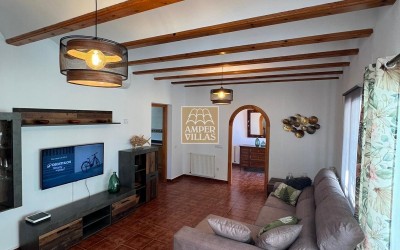 CHALET EN ZONA TRANQUILA CON PISCINA PRIVADA