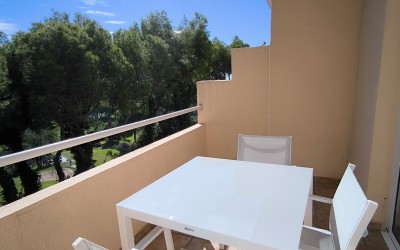 Apartamento en primera linea de golf en Altea.