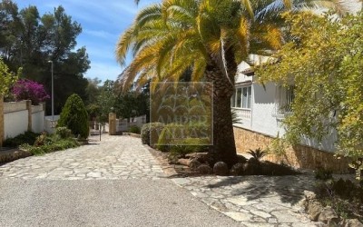 Chalet en alquiler  en Altea con piscina privada