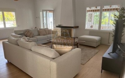 Chalet en alquiler  en Altea con piscina privada