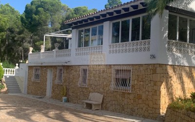 Chalet en alquiler  en Altea con piscina privada
