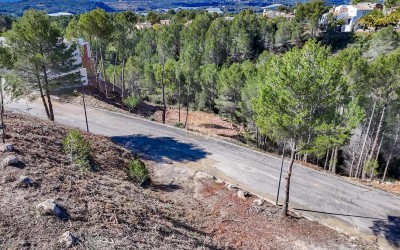 Parcela urbana en una Urbanización de Altea la Vella.