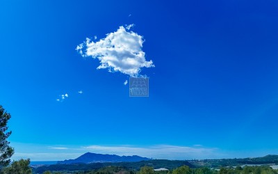 Parcela urbana en una Urbanización de Altea la Vella.