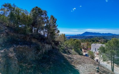 Parcela urbana en una Urbanización de Altea la Vella.