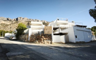 Apartamento luminoso con bonitas vistas y gran terraza.