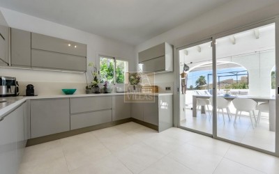 Preciosa y acogedora villa en una sola planta.