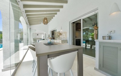 Preciosa y acogedora villa en una sola planta.