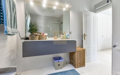 Preciosa y acogedora villa en una sola planta.