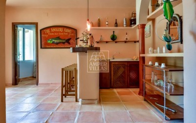 Preciosa villa en un entorno verde y tranquilo.