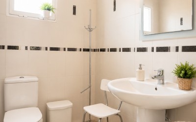 Bonita villa con preciosas terrazas y piscina en La Nucia.