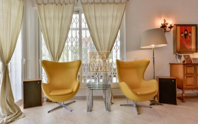 Villa exclusiva en Altea con privacidad absoluta en un entorno natural.