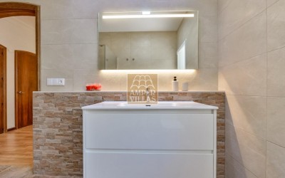 Villa exclusiva en Altea con privacidad absoluta en un entorno natural.