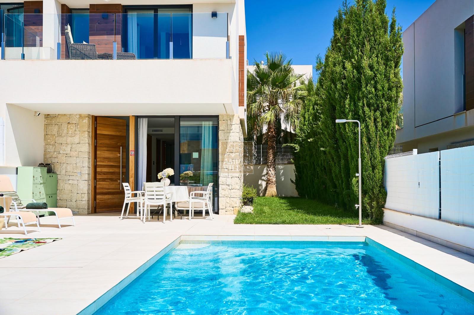 Elegante villa mediterránea en Golf Bahía, Benidorm