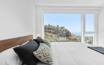 Villa Mediterránea Contemporánea con Vistas Panorámicas al Mar