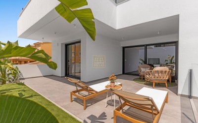 Apartamento dúplex moderno en Cumbre del Sol