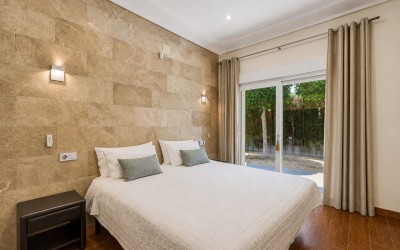 Elegante Villa de una Sola Planta con Piscina Privada
en Calpe