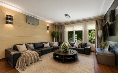 Elegante Villa de una Sola Planta con Piscina Privada
en Calpe