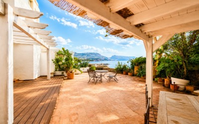Tríplex de lujo frente al mar en La Olla, Altea