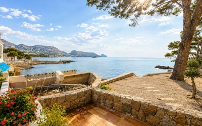 Tríplex de lujo frente al mar en La Olla, Altea