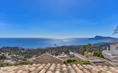 Villa en alquiler con espectaculares vistas al mar en Altea