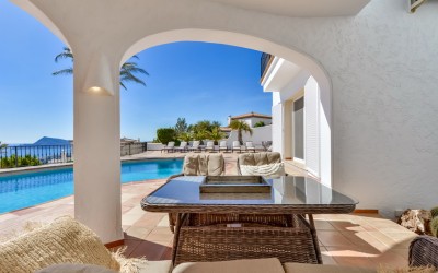 Villa en alquiler con espectaculares vistas al mar en Altea